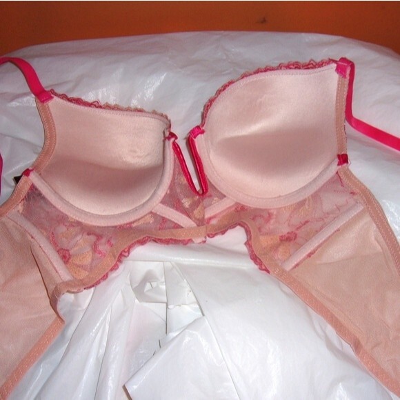 Youmita Coral Floral Embroidery Longline 34B Bra NWT - Picture 4 of 9